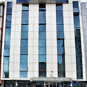 4* Hotel Grand Hilarium