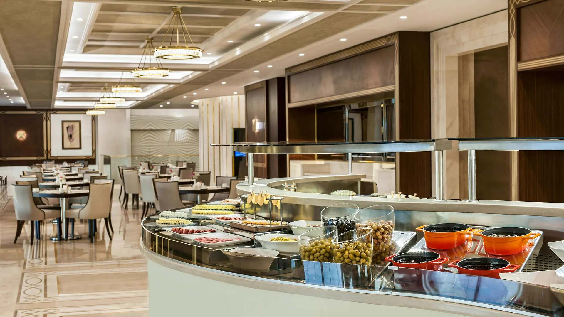 Elite World Grand Istanbul Basin Ekspres Hotel